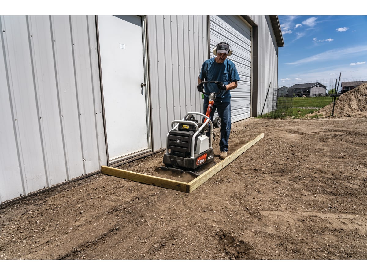 Bob Cat RP22.40 Reversible Plate Compactor