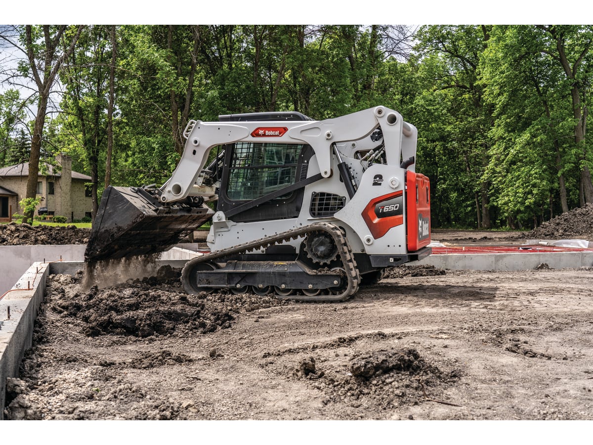 Bob Cat T650 Compact Track Loader
