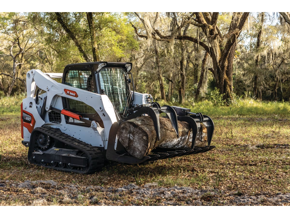Bob Cat T650 Compact Track Loader