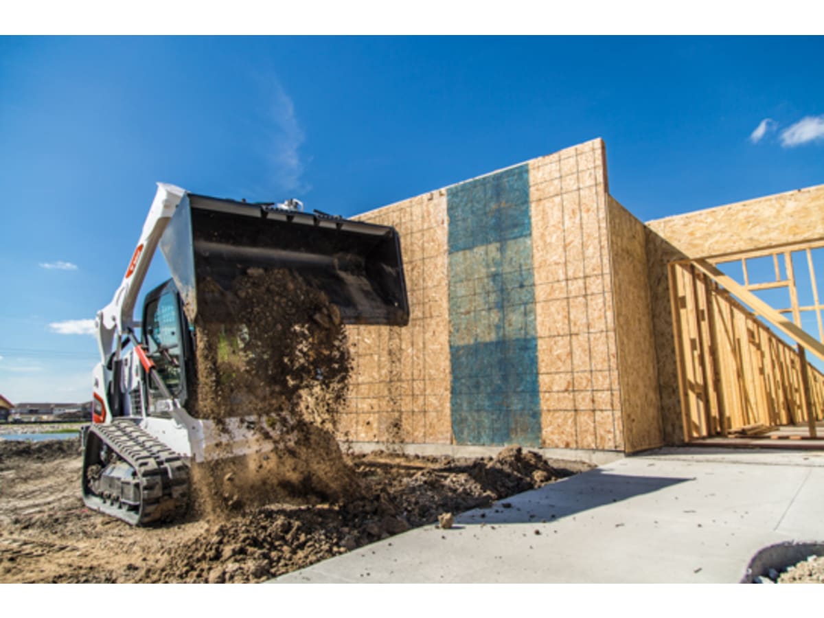 Bob Cat T595 Compact Track Loader