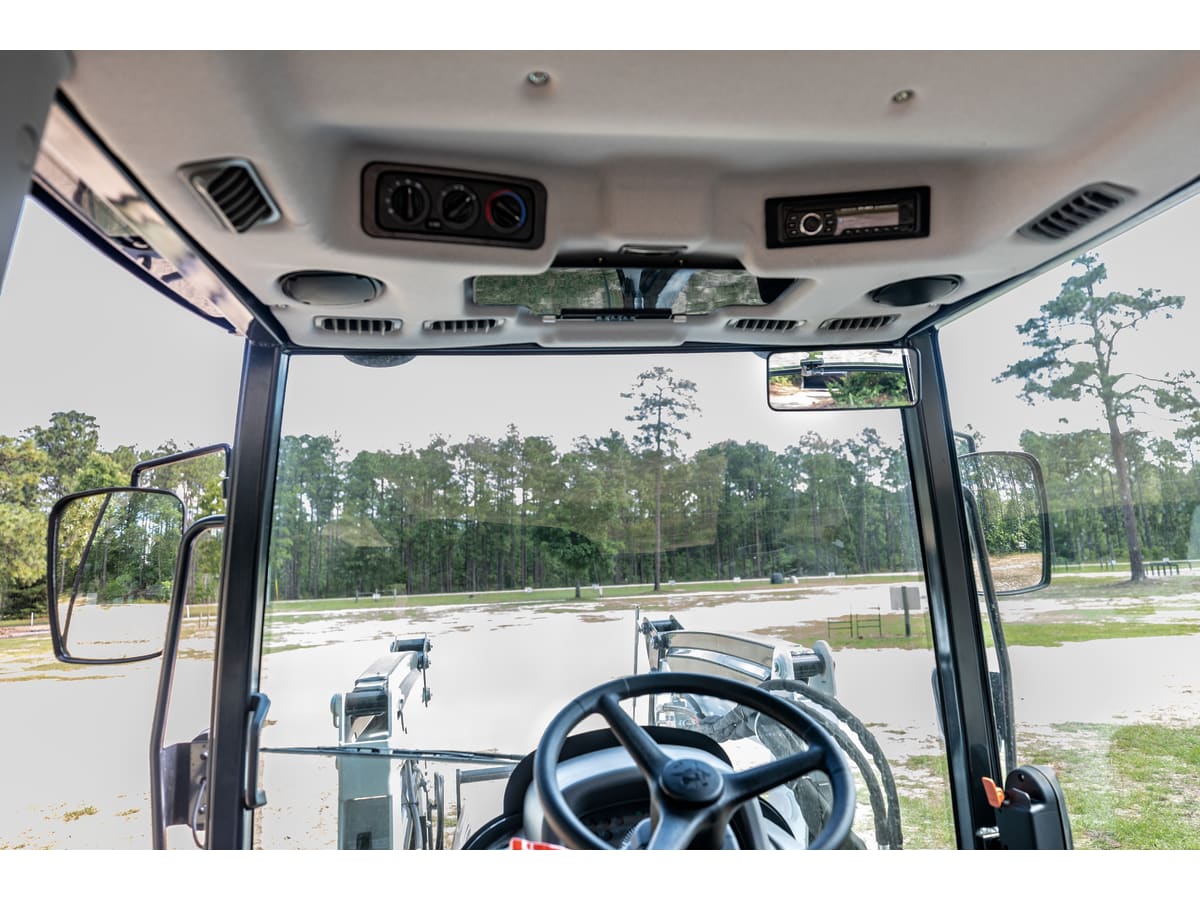 Bob Cat UT6573 Utility Tractor