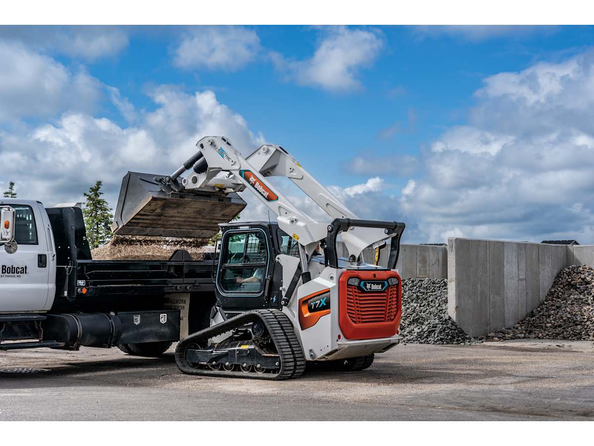 Bob Cat T7X Electric Compact Track Loader