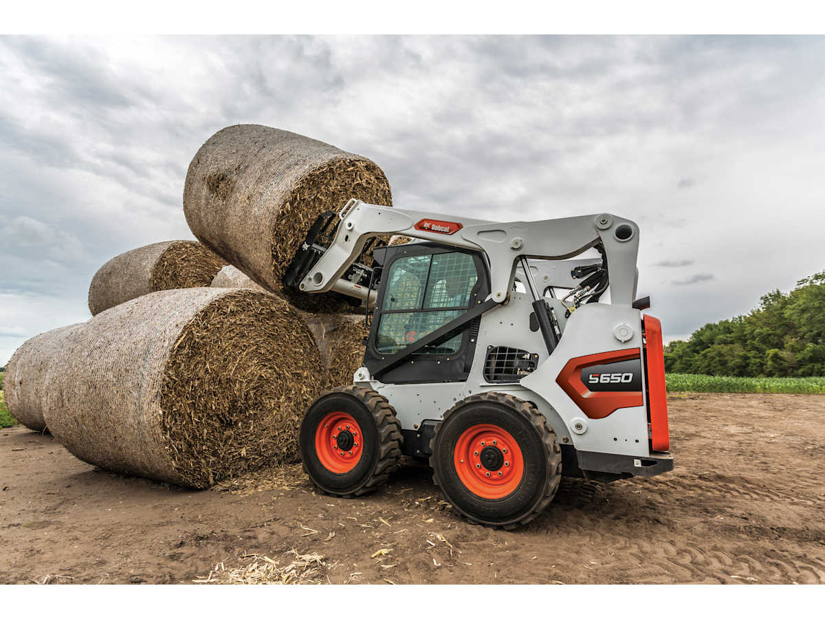 Bob Cat S650 Skid-Steer Loader