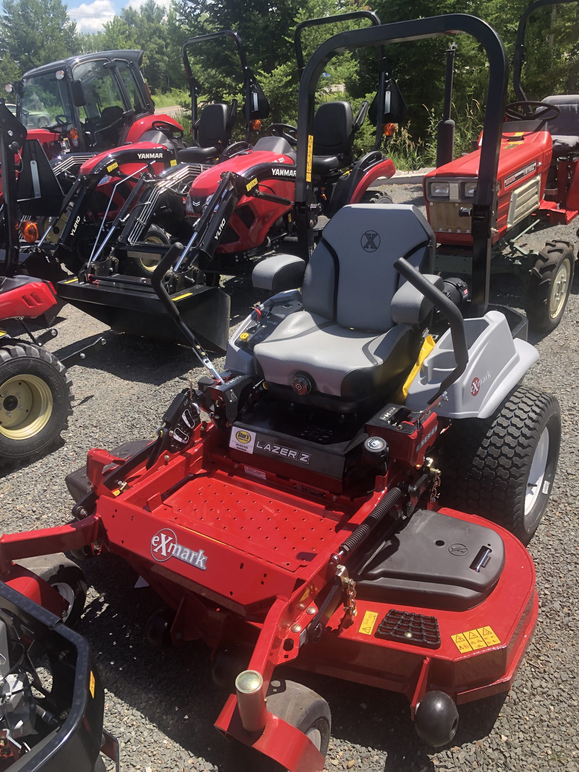 Exmark Lazer Z 60″ – Stan's Equipment Center